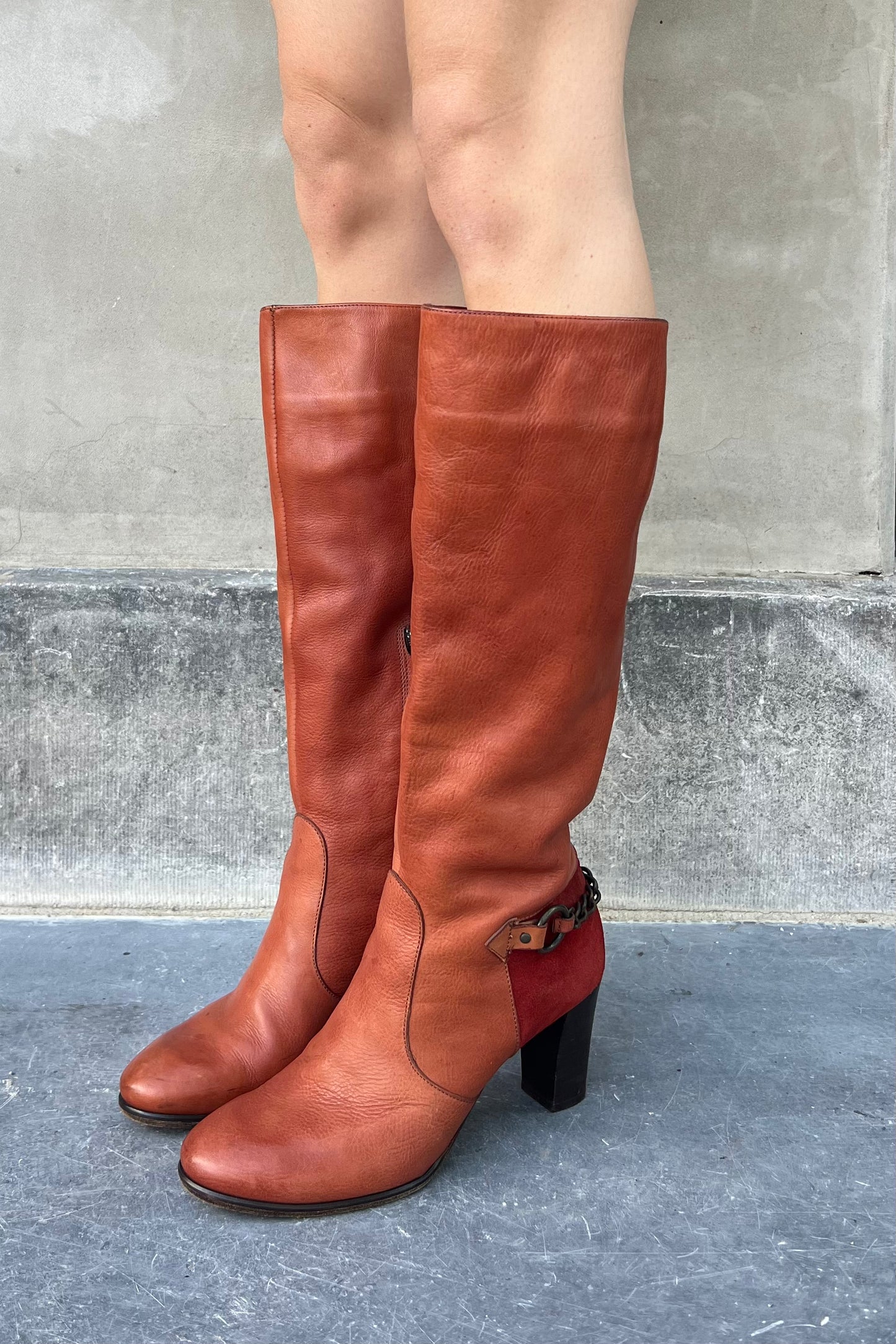 Vintage Tan High Little Chain Detail Boots 39