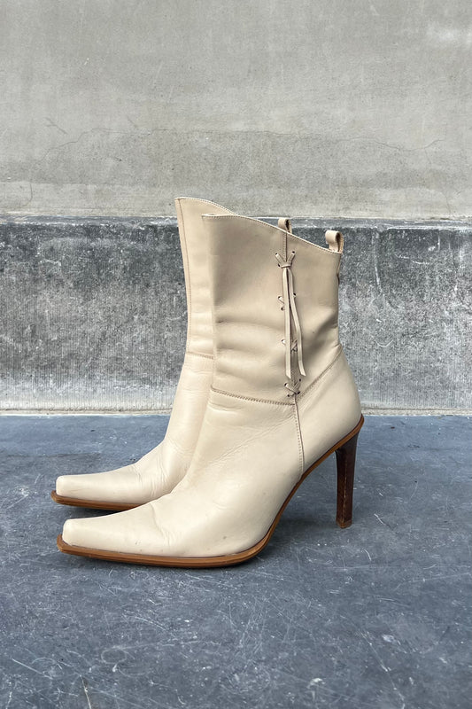 Vintage Cream Pointed Toe Ankle Boot 37