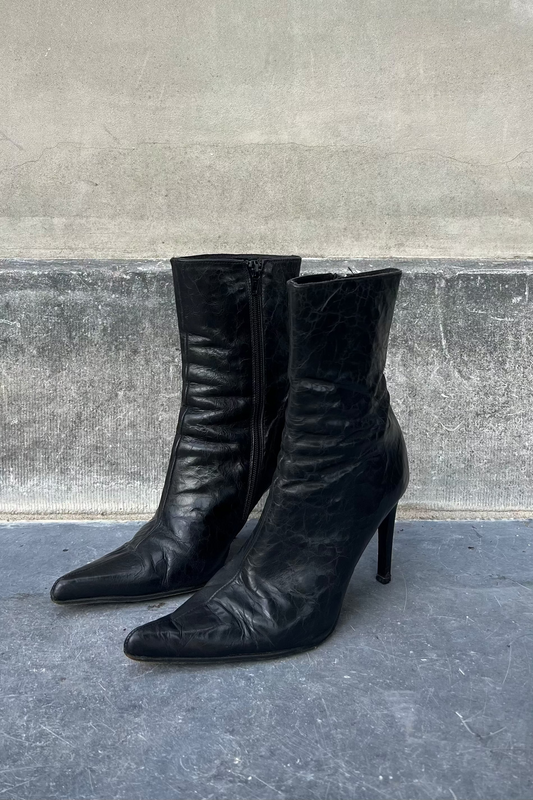 Vintage Black Classic Crackle Boots 37