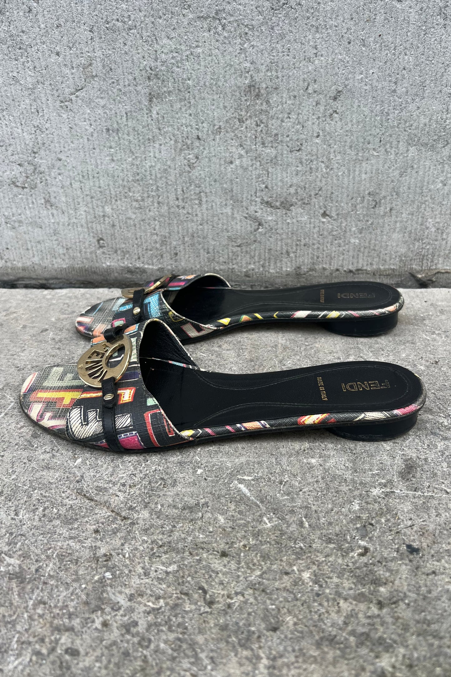 Vintage Colourfull Zucca Slides 38