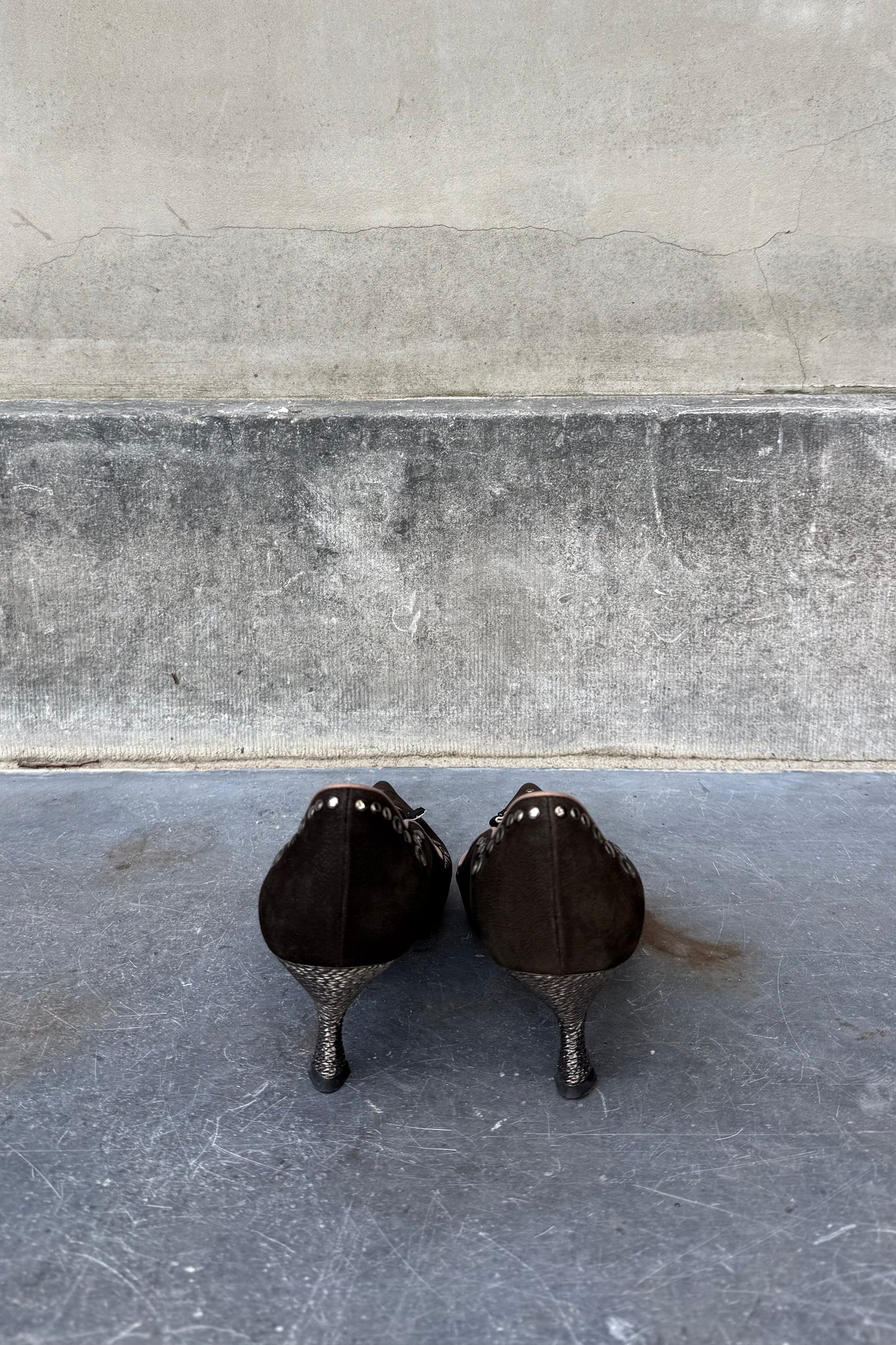 Vintage Chocolate Suede Pointy Toe Mini Heels 40