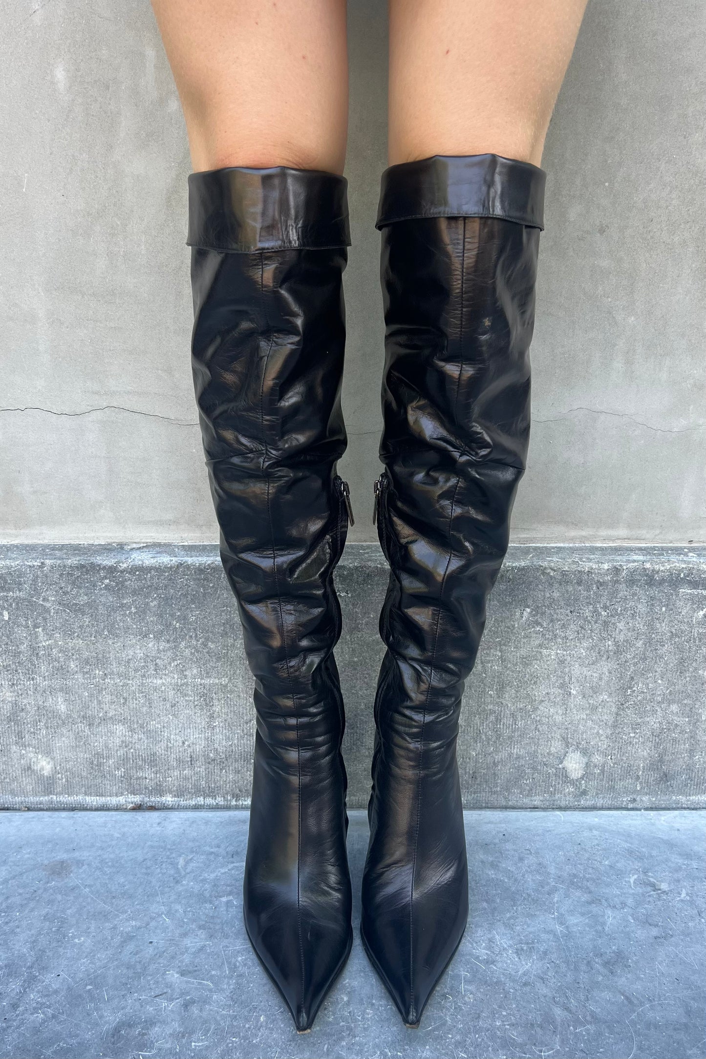 Vintage Over the Knee Black Leather Pointy Toe Boots 40