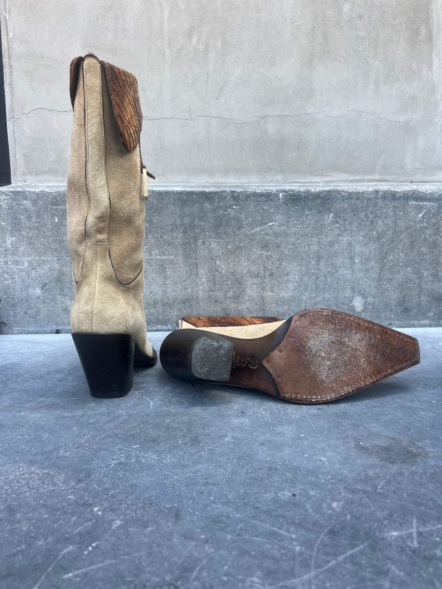 Vintage Croc Details Suede Boots 39.5