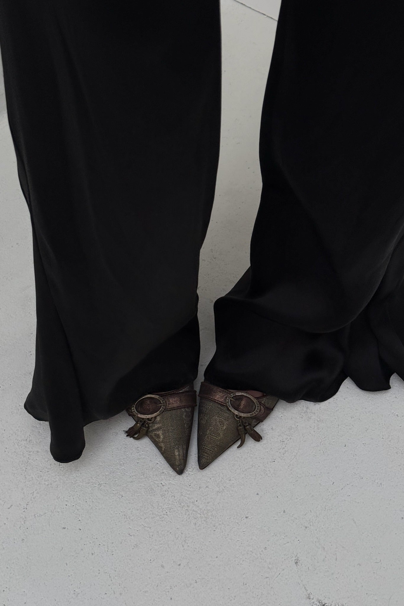 Vintage Bronze Tiny Tassle Heels 38