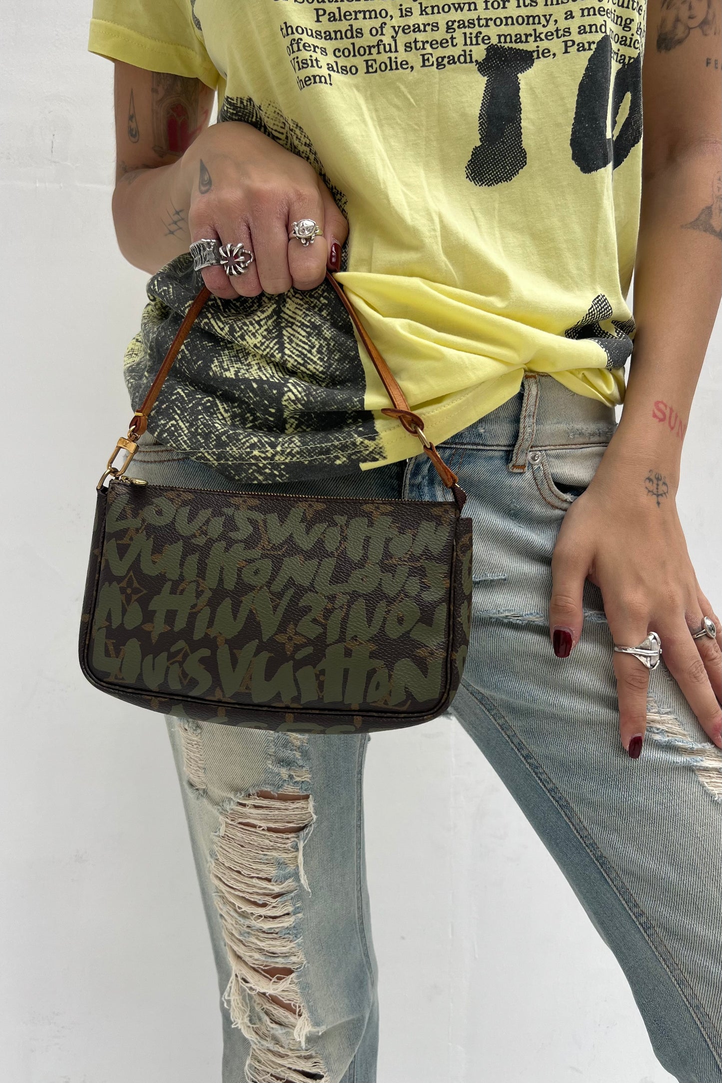 Vintage green Stephen Sprouse Graffiti Pochette