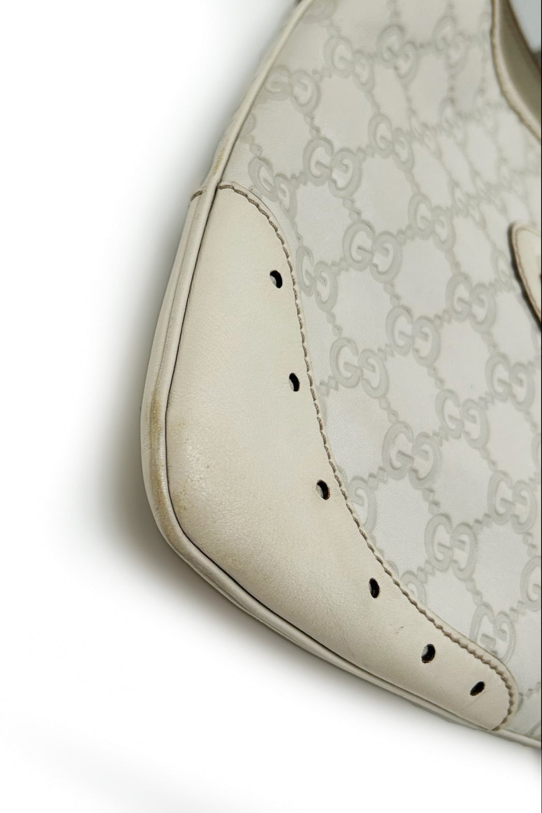 Vintage Cream Guccissima Leather Shoulder Bag