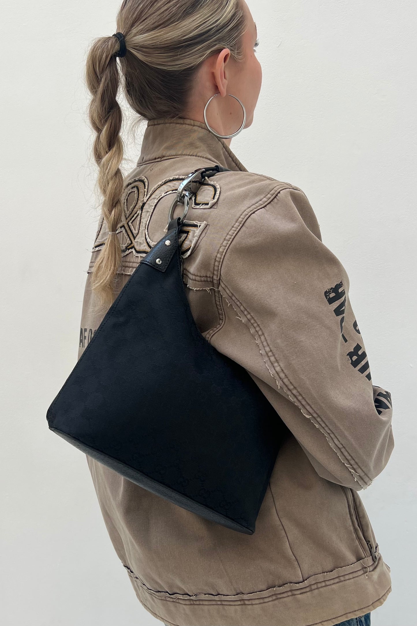 Vintage All Black Lock Handle Shoulder Bag