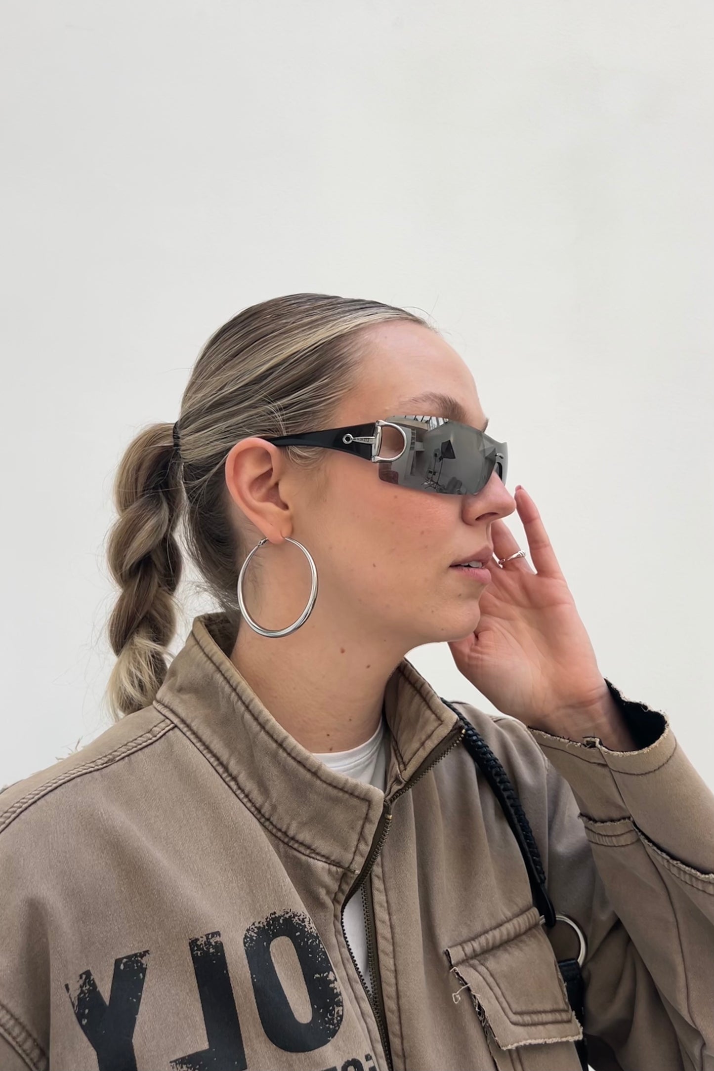 Vintage Black Mirrored Horsebit Detail Mask Sunglasses