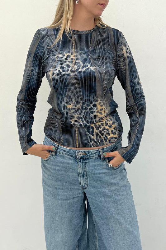 Vintage Blue Graphic Lines Longsleeve