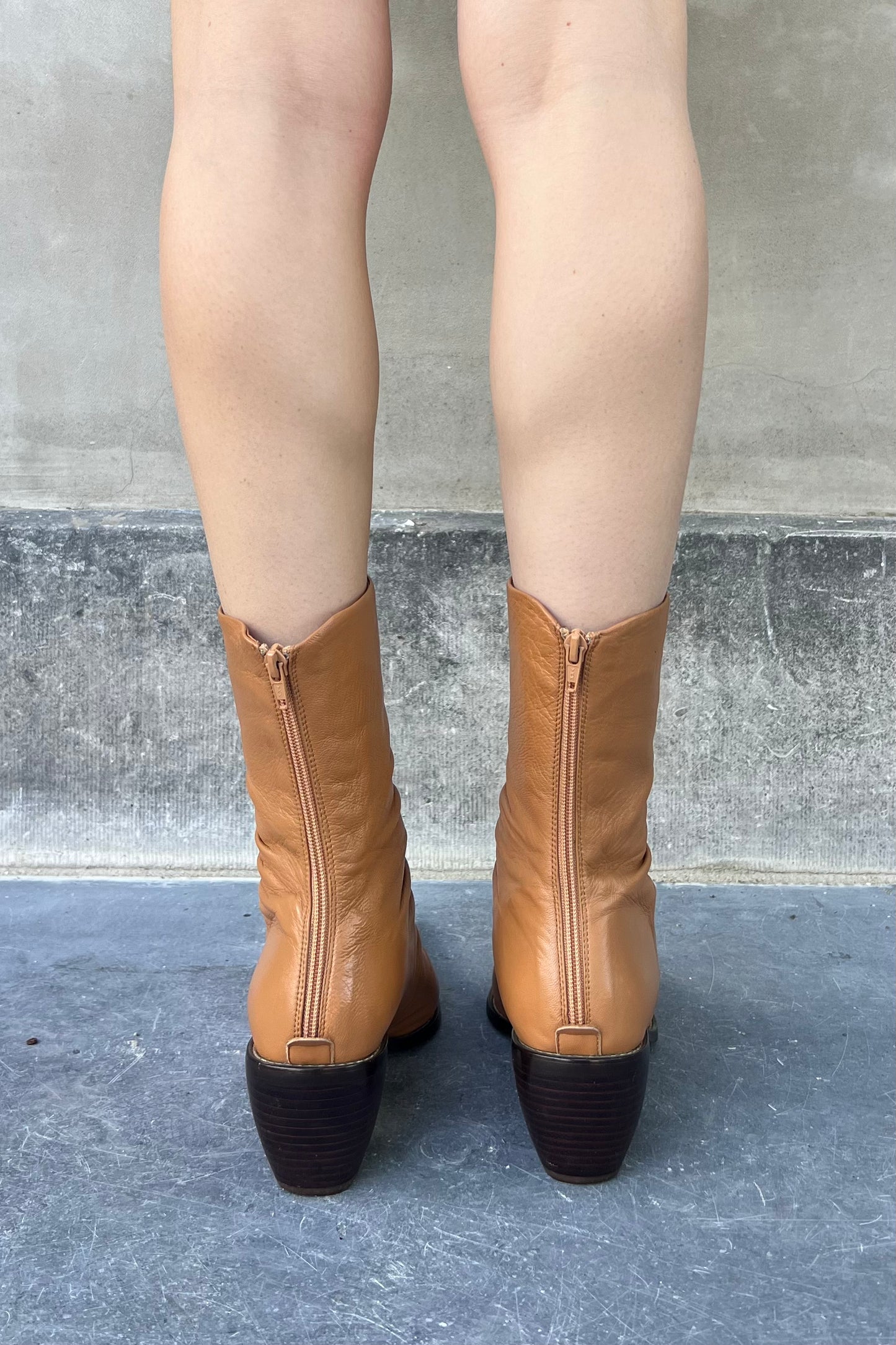 Vintage Tan Folded Ankle Boots 39