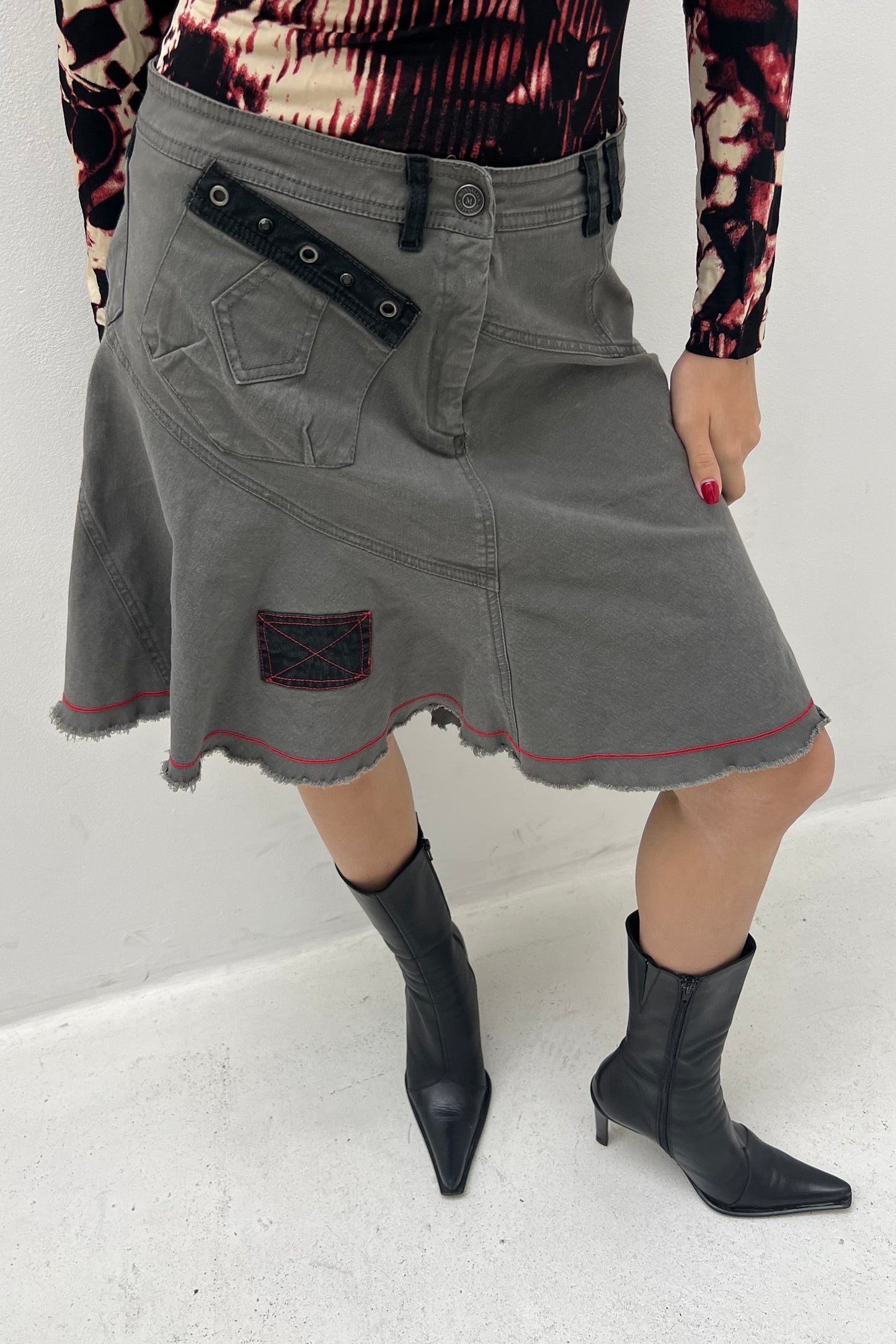 Vintage Grey Y2K Asymetric Skirt