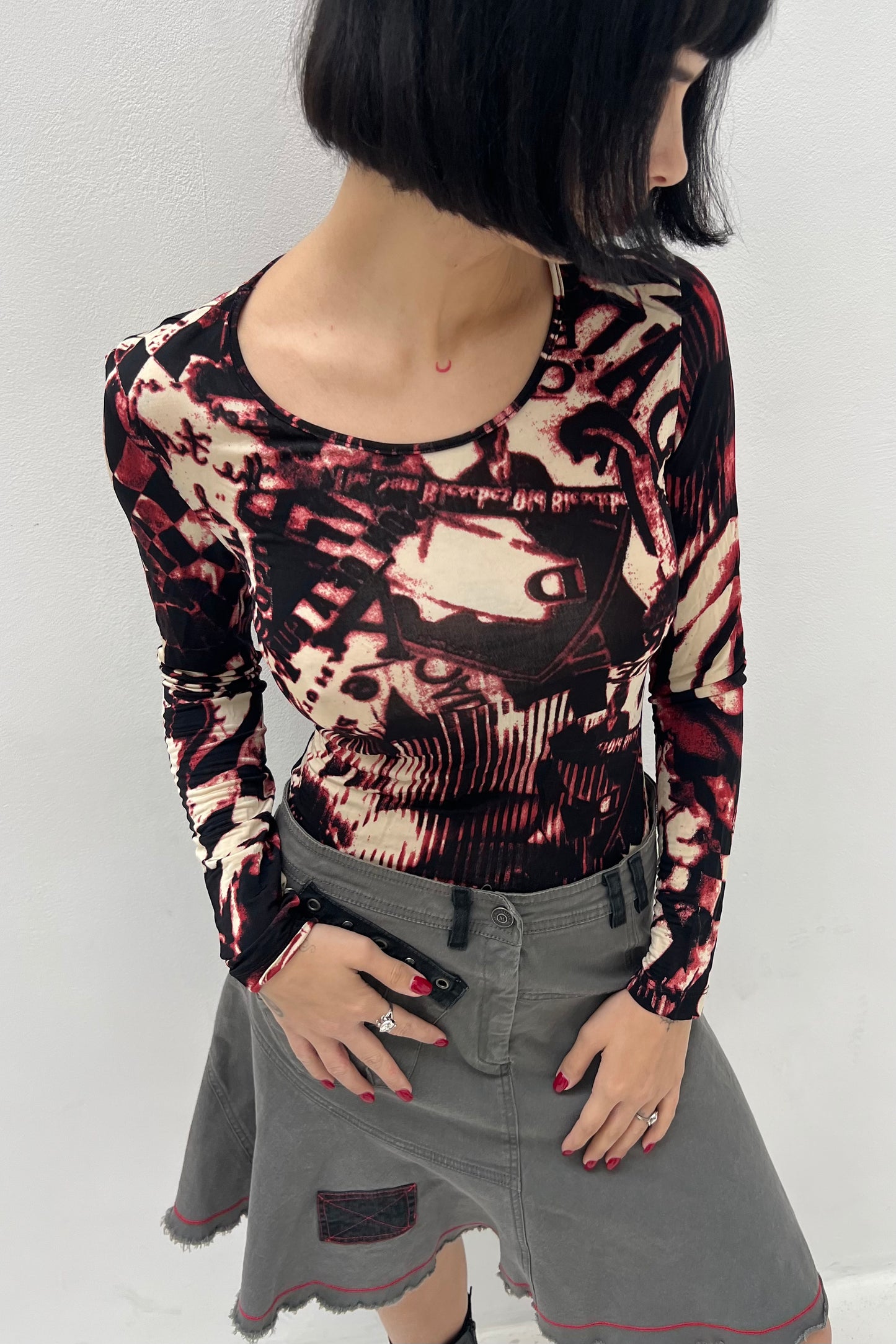 Vintage Black, Cream & Red Shiny Long-sleeve Top