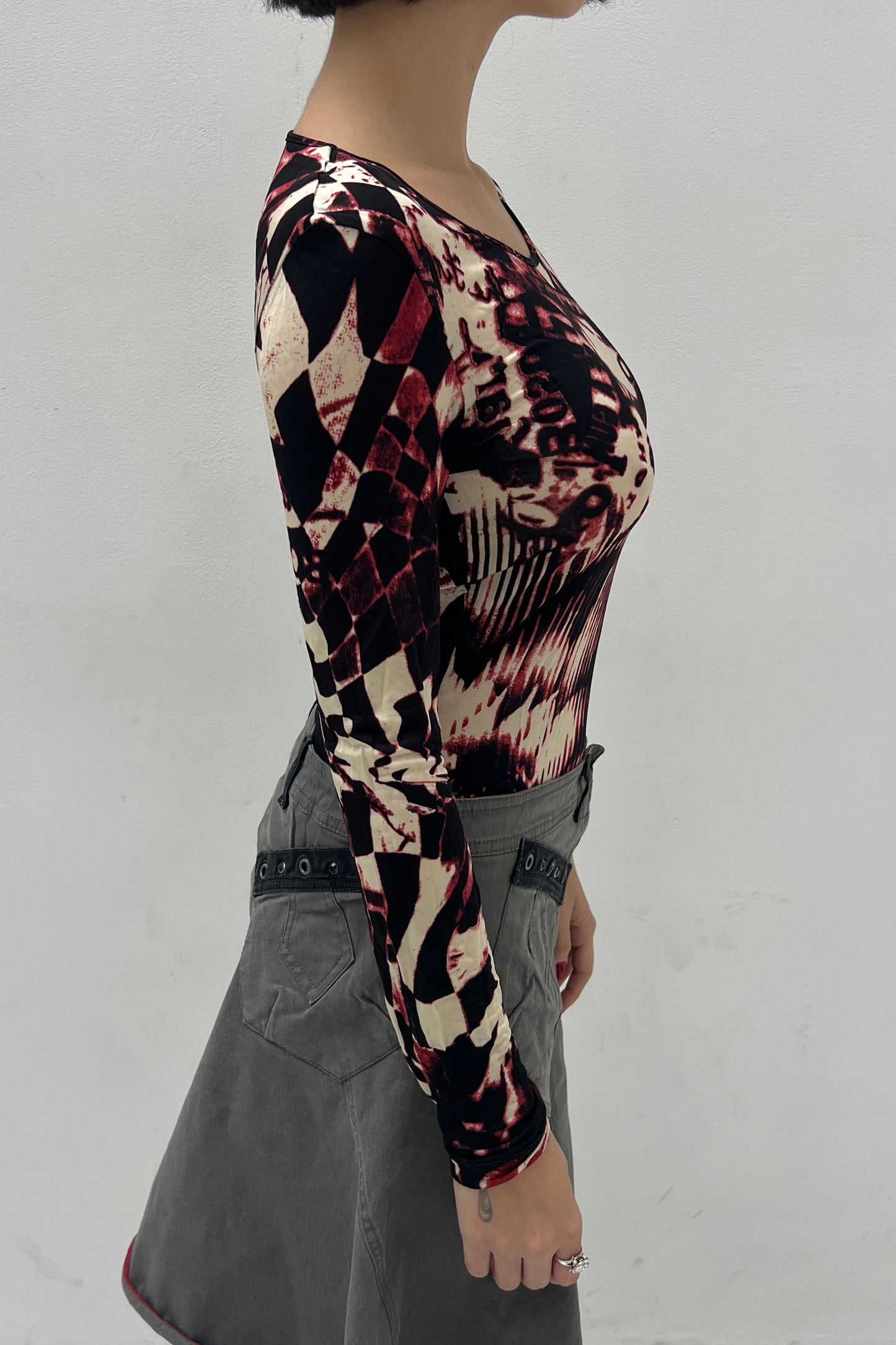 Vintage Black, Cream & Red Shiny Long-sleeve Top