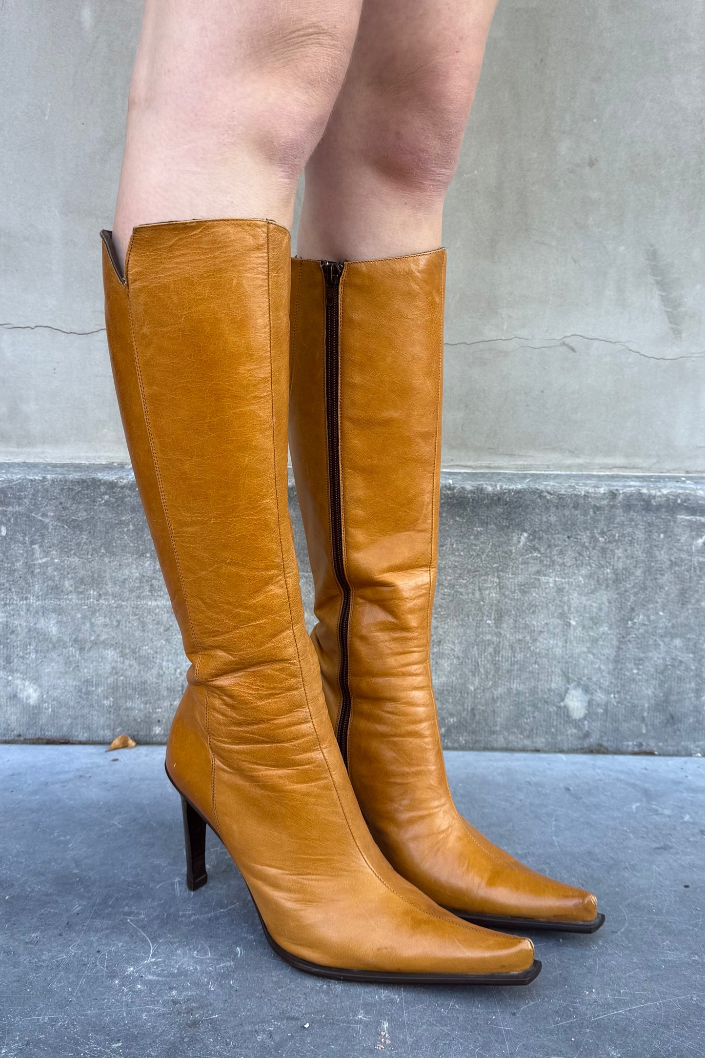 Vintage Tan Pointy Toe Boots 39