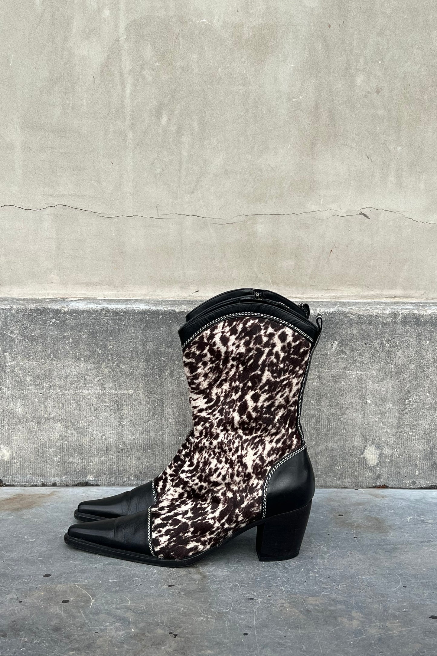 Vintage Dalmatian Calf Skin Boots 39