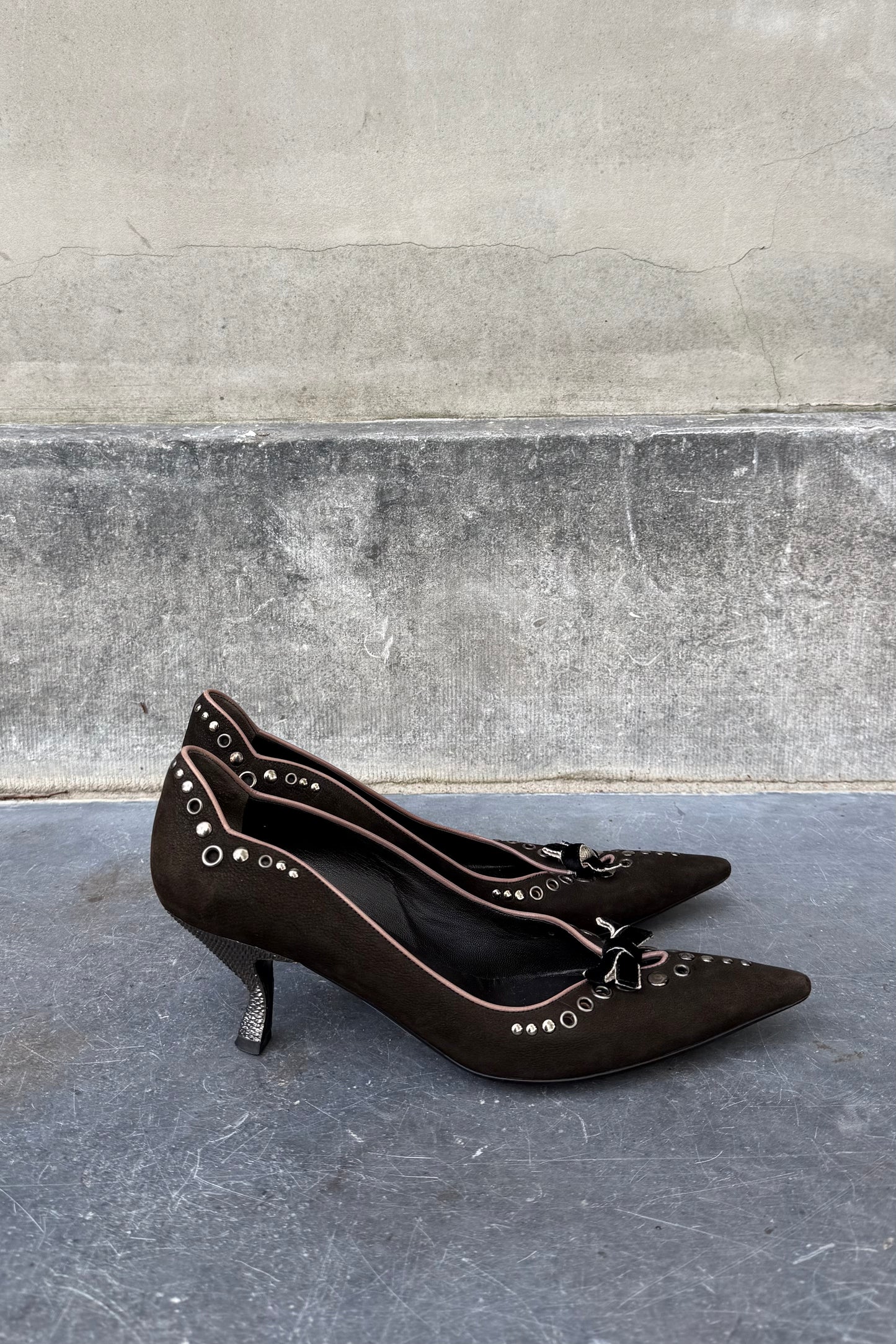 Vintage Chocolate Suede Pointy Toe Mini Heels 40