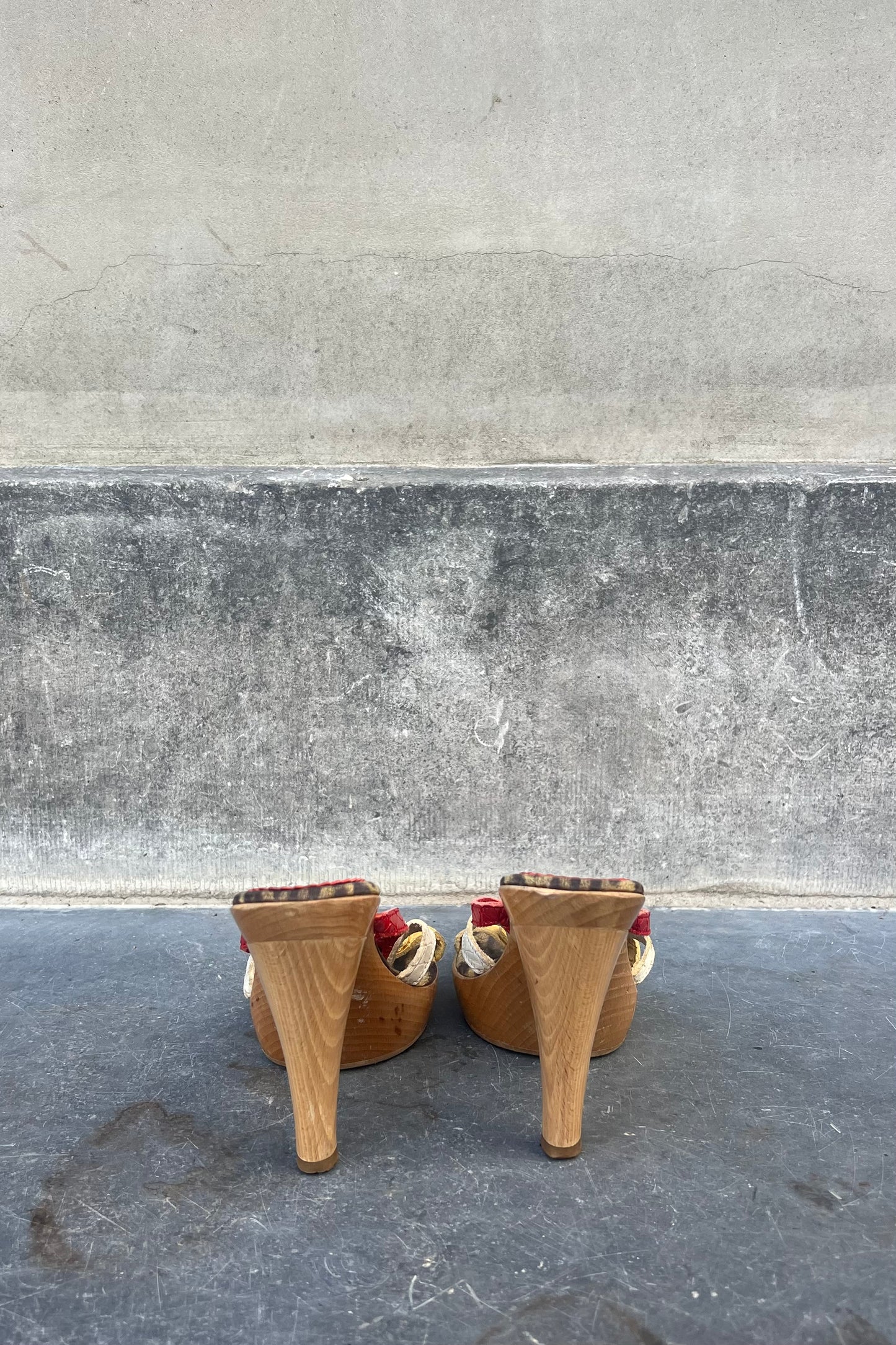 Vintage Wooden Strappy Multicolor Heeled Sandal 37