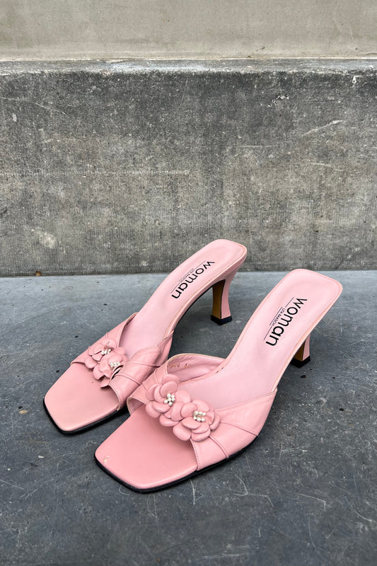 Vintage Pastel Pink Heels 40