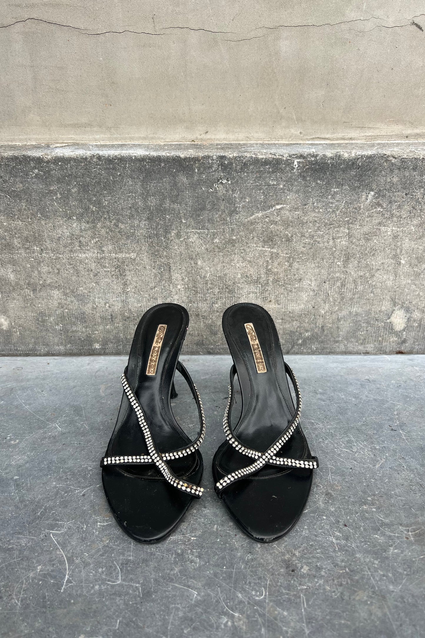 Vintage Black Crossed Strass Heels 41