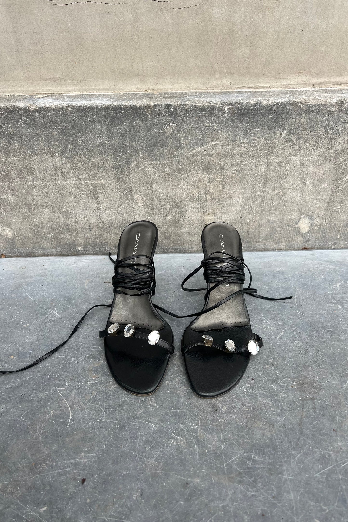 Vintage Black Lace Up Strass Stoned Heels 40