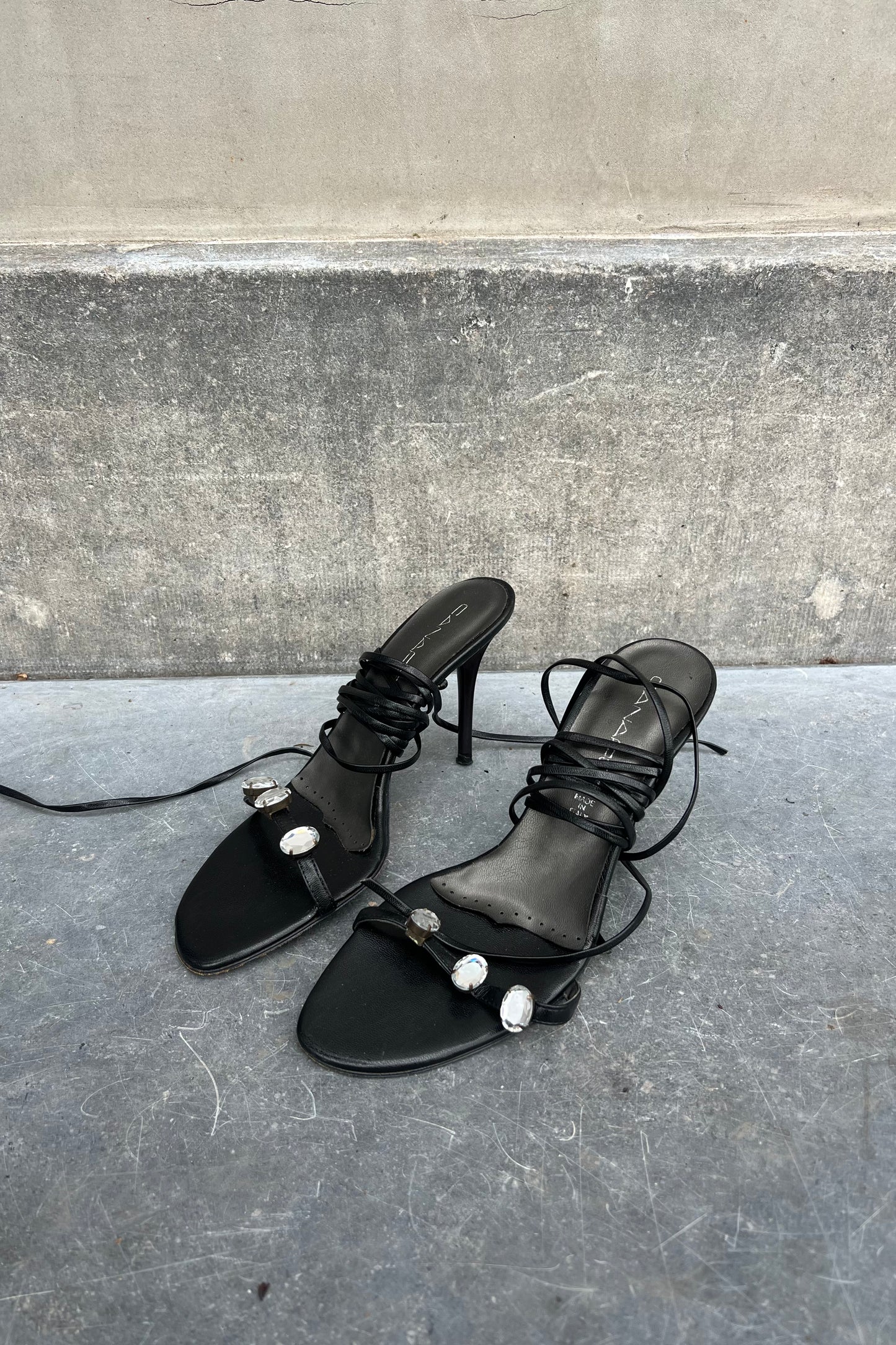 Vintage Black Lace Up Strass Stoned Heels 40