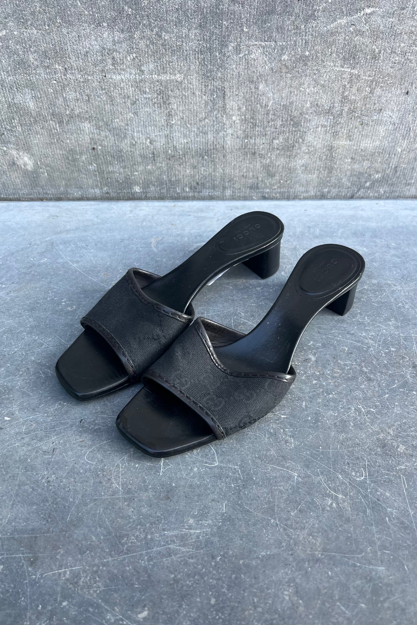 Vintage All Black Classic Monogram Mules 37,5