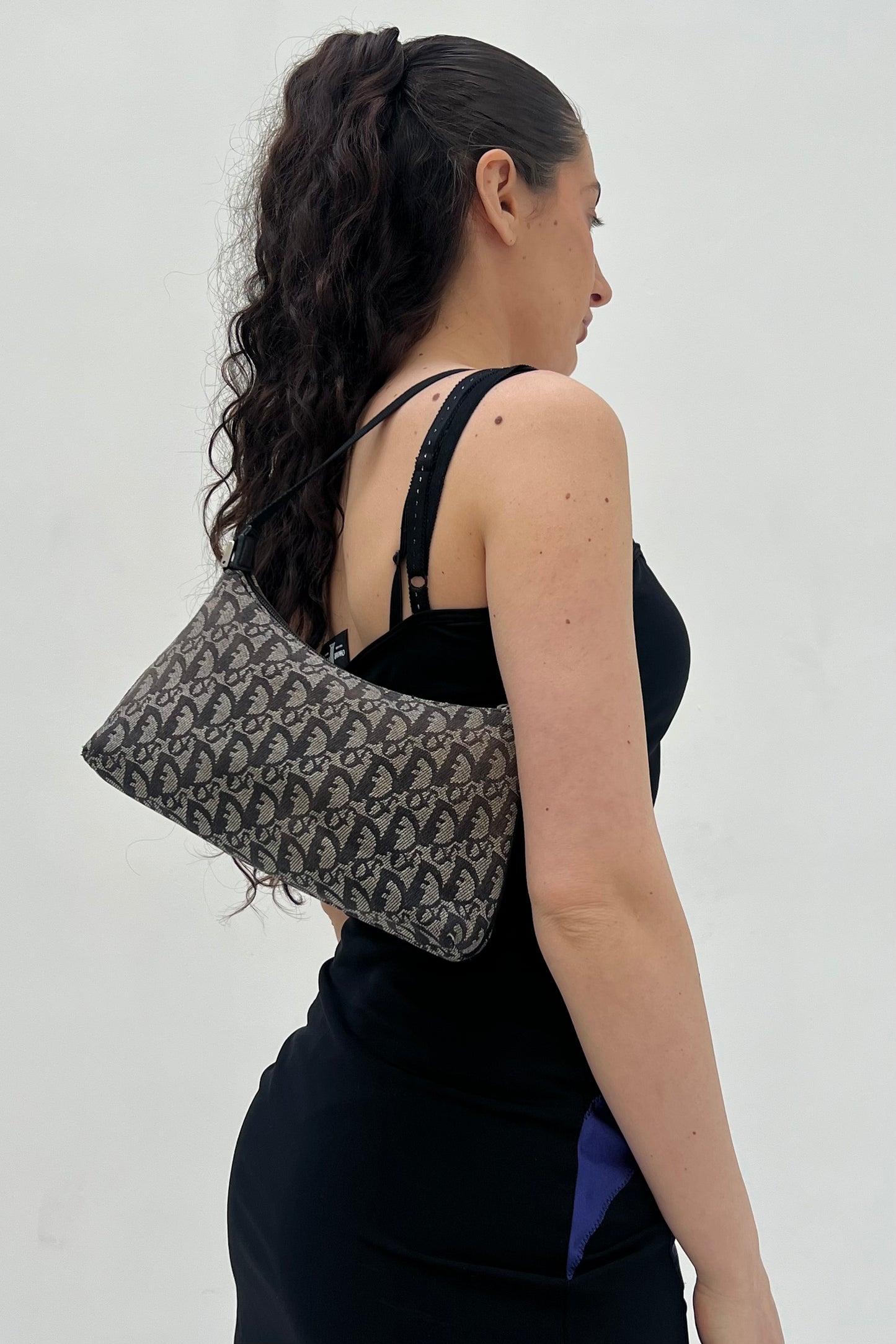 Vintage Black Trotter Simple Pochette