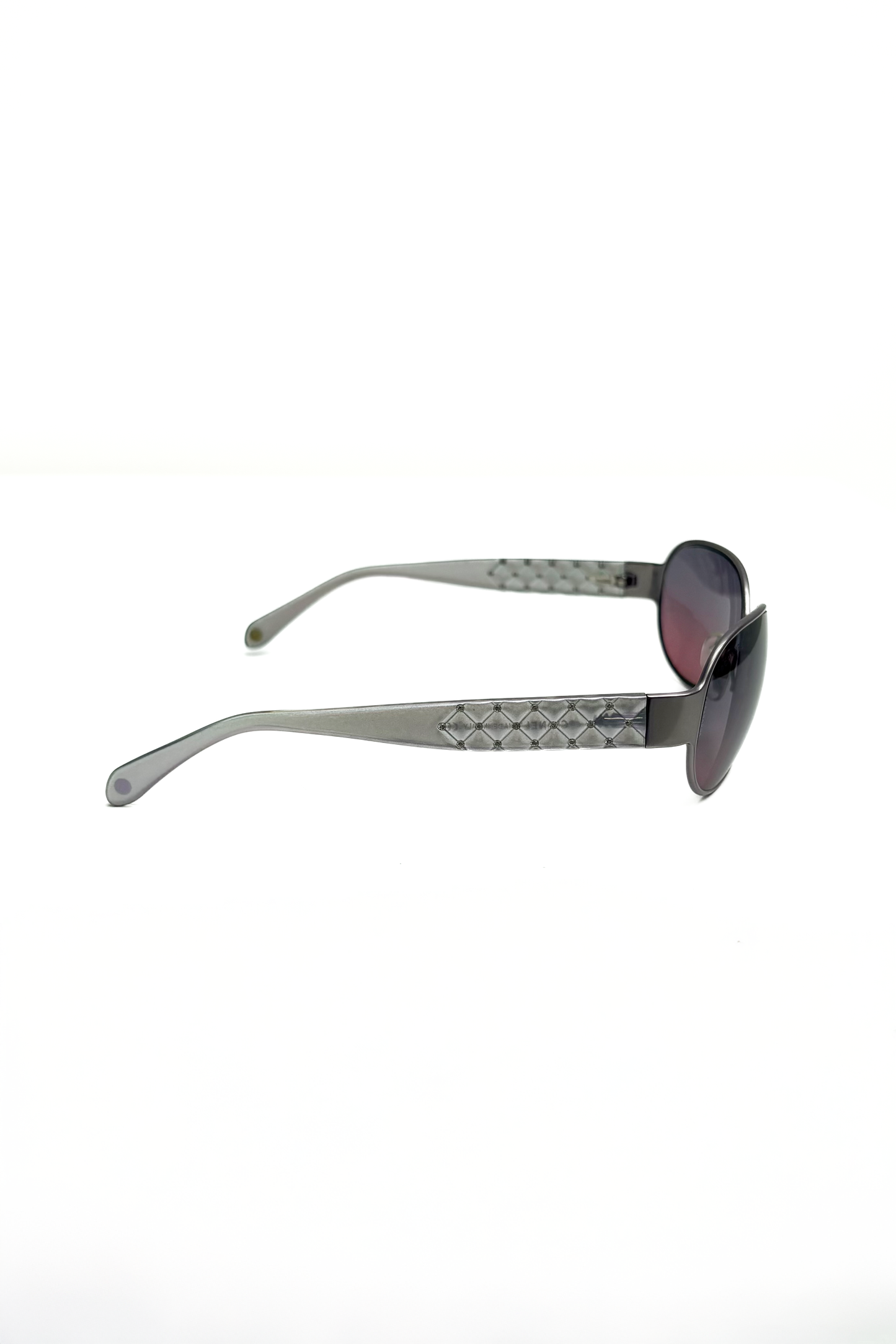 Vintage Lilac Strass Quilted Arms Sunglasses